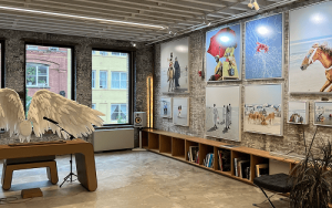 gallery4